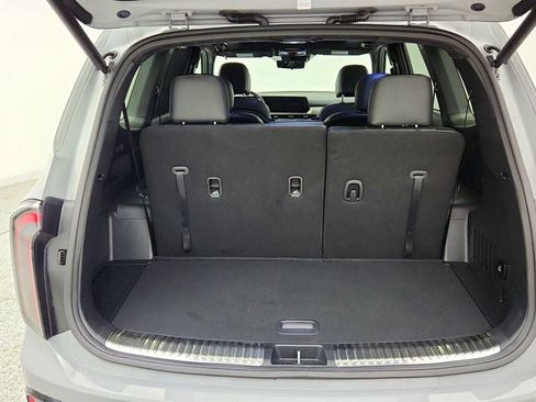 Used 2025 Kia Telluride SX Prestige X-Pro AWD/4WD image 22