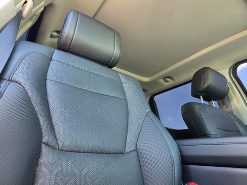 Used 2024 Toyota Tundra Limited AWD/4WD image 22