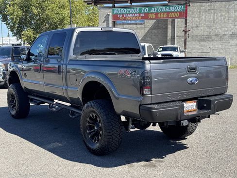 Used 2015 Ford F250 XLT w/ XLT Value Package AWD/4WD image 5