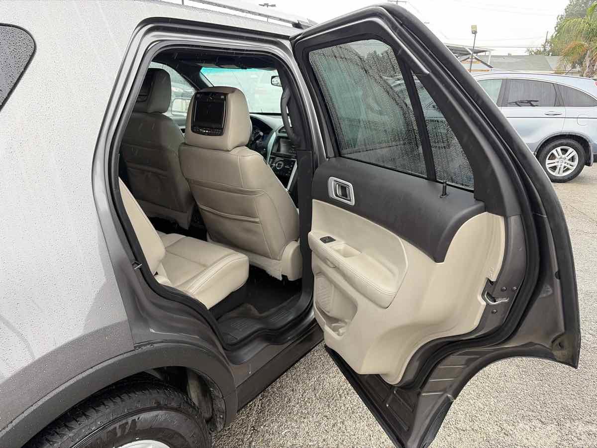 Used 2012 Ford Explorer Limited FWD image 24