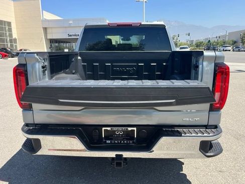 Used 2025 GMC Sierra 1500 SLT AWD/4WD image 26