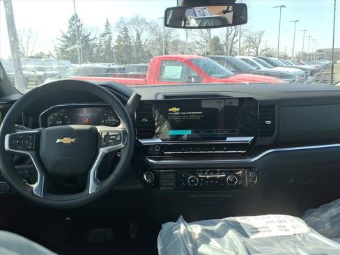 New 2026 Chevrolet Silverado 3500 LT w/ All Star Edition image 11