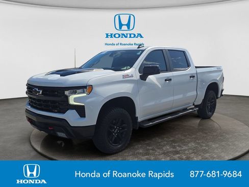 Used 2023 Chevrolet Silverado 1500 LT Trail Boss w/ Protection Package AWD/4WD image 1