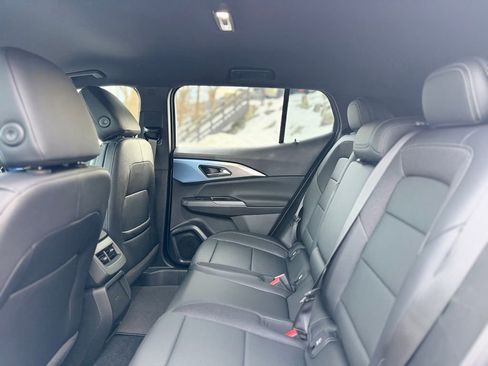 New 2026 Chevrolet Equinox EV LT image 20