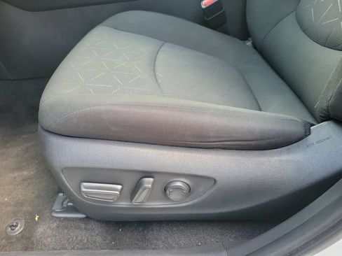 Used 2024 Toyota RAV4 XLE FWD image 13