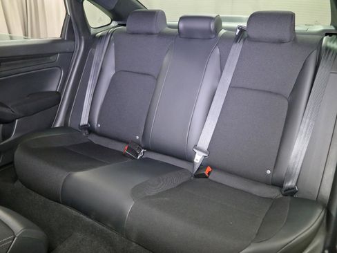 Certified 2024 Honda Civic Sport image 12