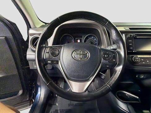 Used 2018 Toyota RAV4 XLE w/ Plus Extra Value Package AWD/4WD image 14