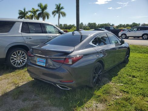 Used 2023 Lexus ES 350 F Sport FWD image 3
