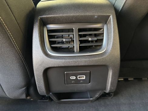 Used 2025 Chevrolet Blazer LT FWD image 22