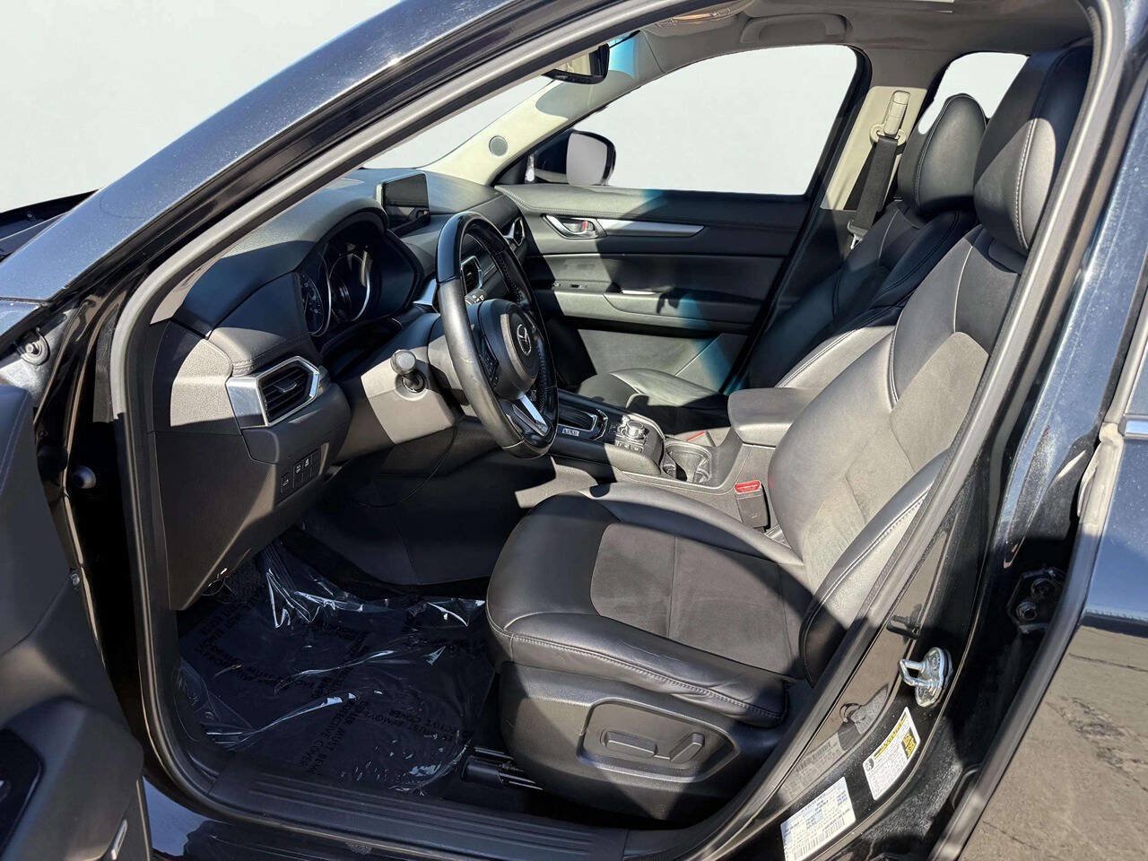 Used 2018 MAZDA CX-5 Touring w/ Preferred Equipment Package AWD/4WD image 10