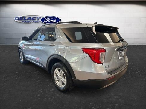 Used 2023 Ford Explorer XLT w/ Equipment Group 202A AWD/4WD image 3