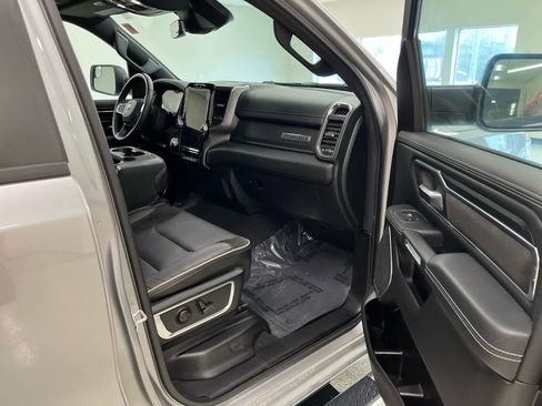 Used 2024 RAM 1500 Laramie image 19