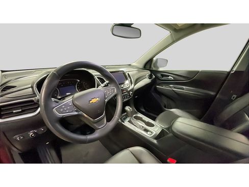 Used 2018 Chevrolet Equinox Premier image 10