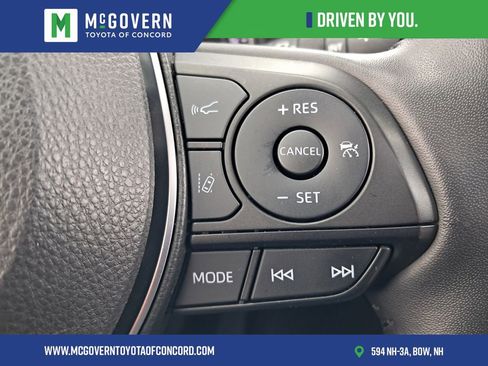 Used 2021 Toyota RAV4 XLE w/ Convenience Package image 25