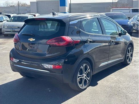 Used 2019 Chevrolet Bolt Premier w/ Infotainment Package image 3