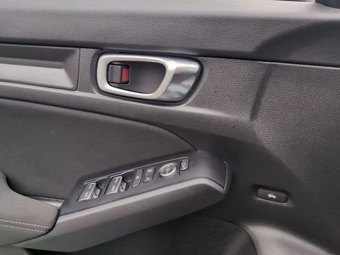 Used 2025 Honda Civic Sport image 26