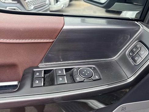 Used 2023 Ford F150 Lariat w/ Equipment Group 502A High image 26