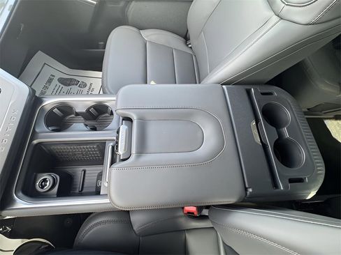 New 2025 Ford Expedition Max Active image 17