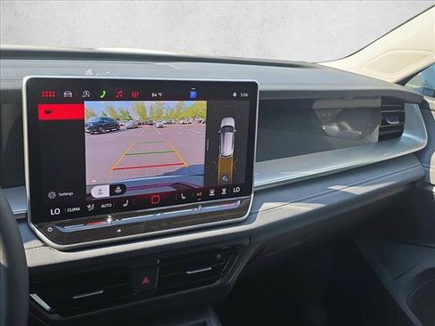 New 2026 Volkswagen Tiguan SE AWD/4WD image 16