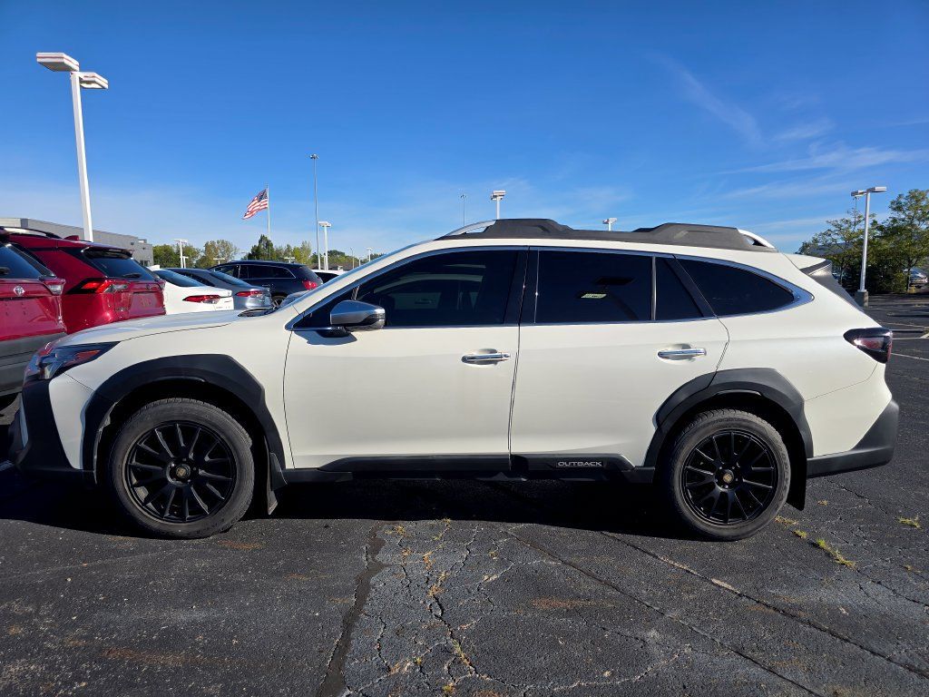 Used 2023 Subaru Outback Touring XT AWD/4WD image 4