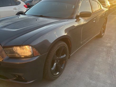 Used 2014 Dodge Charger SXT Plus image 1