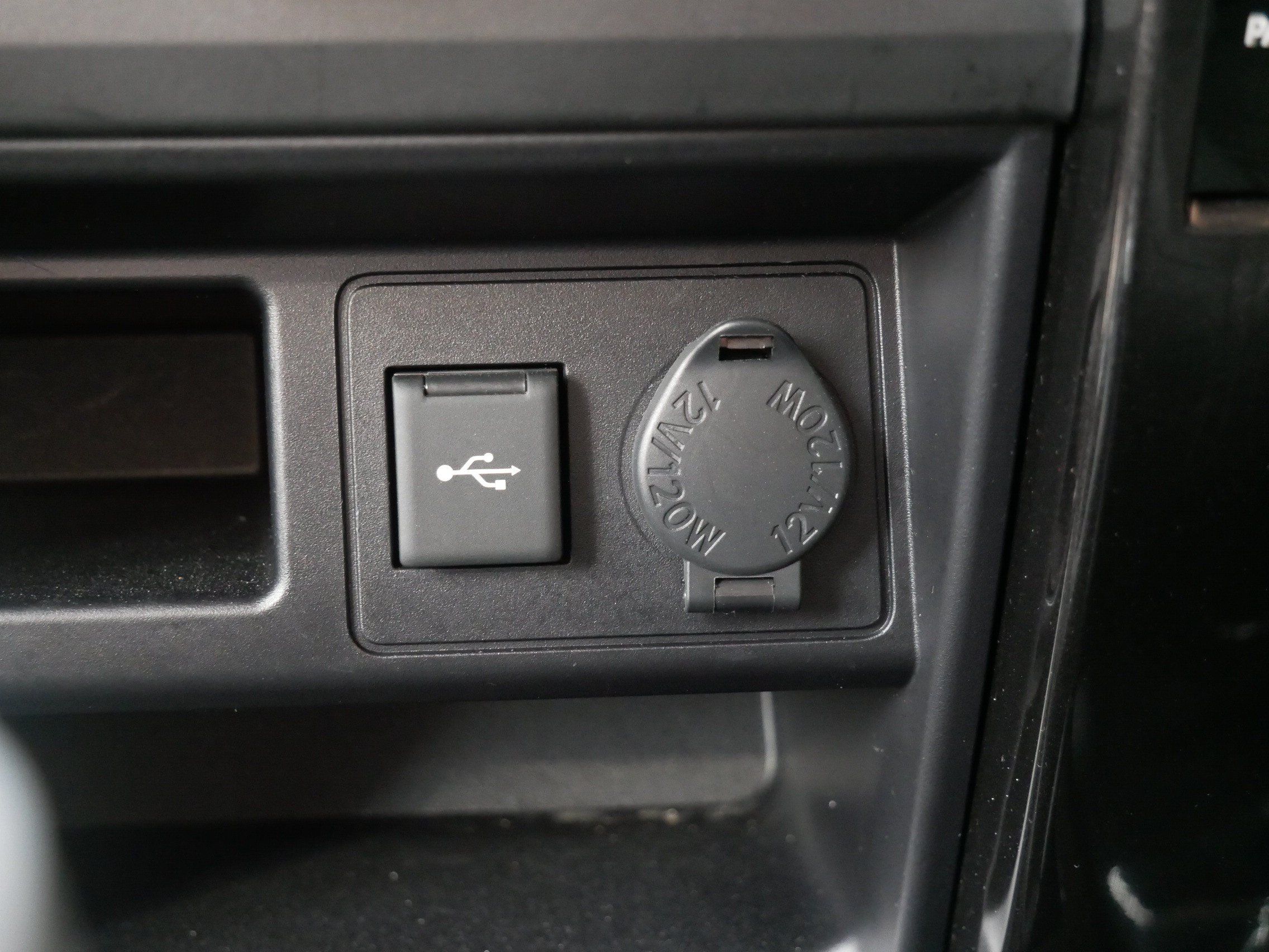 Used 2021 Toyota 4Runner TRD Off-Road AWD/4WD image 19