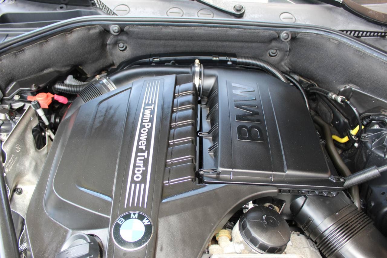 Used 2016 BMW 535i Gran Turismo xDrive AWD/4WD image 31