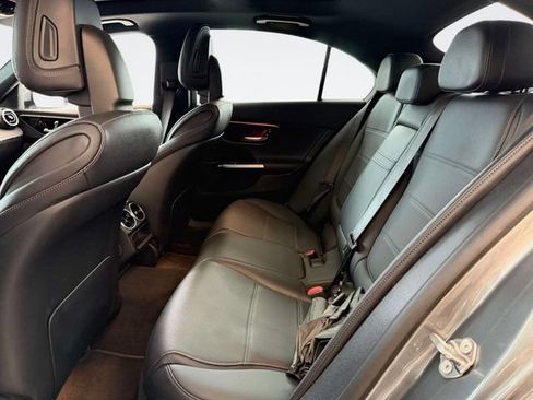 Used 2023 Mercedes-Benz C 300 4MATIC Sedan image 12