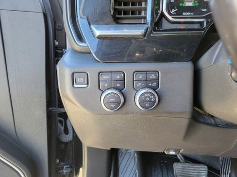 Used 2023 GMC Sierra 1500 SLT w/ SLT Premium Package image 18