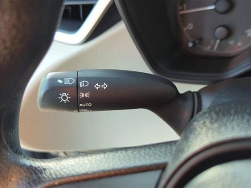 Certified 2025 Toyota Corolla LE FWD image 12