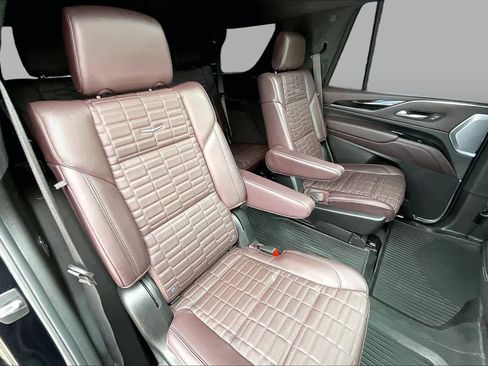 Used 2024 Cadillac Escalade Sport Platinum w/ LPO, ONYX Package RWD image 20