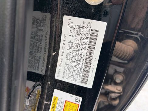 Used 2018 Honda Accord Touring image 9