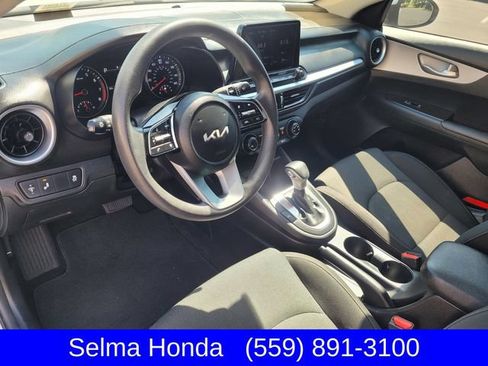 Used 2024 Kia Forte LXS w/ LXS Technology Package FWD image 7