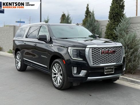 Used 2022 GMC Yukon XL Denali w/ Max Trailering Package AWD/4WD image 13