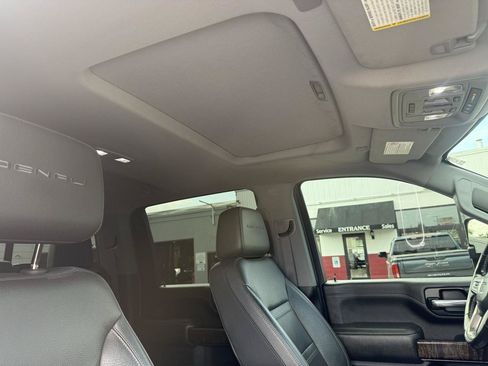 Used 2020 GMC Sierra 2500 Denali w/ Denali Ultimate Package AWD/4WD image 23