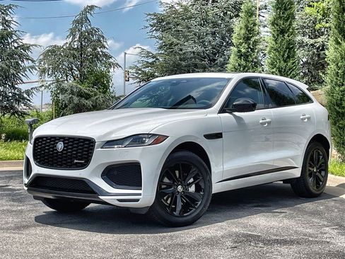 Used 2025 Jaguar F-PACE R-Dynamic S image 1