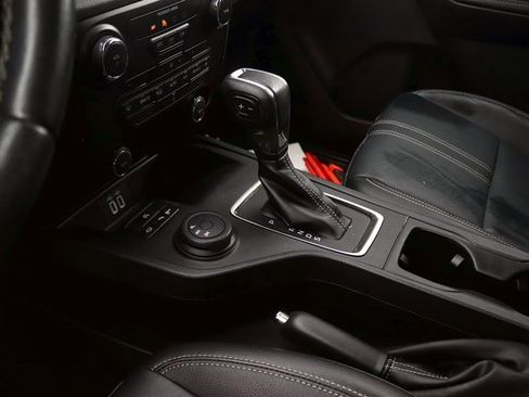 Used 2019 Ford Ranger Lariat w/ Bed Utility Package image 21