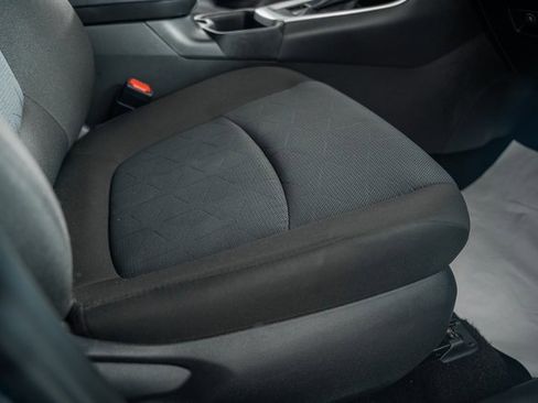 Certified 2025 Toyota RAV4 XLE image 33