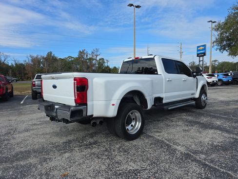 Used 2023 Ford F450 Lariat image 3