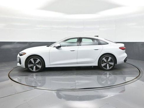 Used 2025 Audi A5 2.0T Premium Plus w/ Premium Plus AWD/4WD image 4