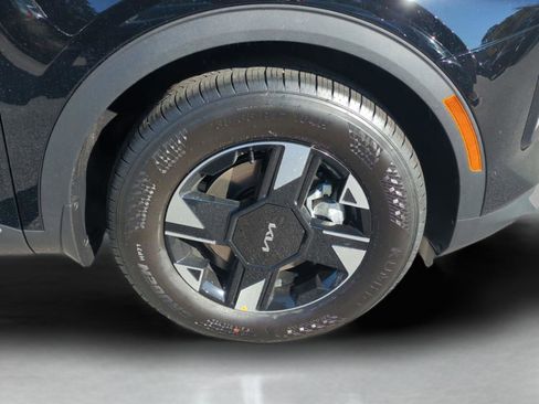 New 2026 Kia Sportage LX image 10