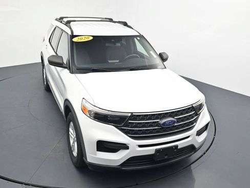 Used 2020 Ford Explorer XLT w/ Class III Trailer Tow Package AWD/4WD image 24