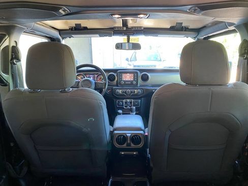 Used 2020 Jeep Wrangler Unlimited Sport S AWD/4WD image 36