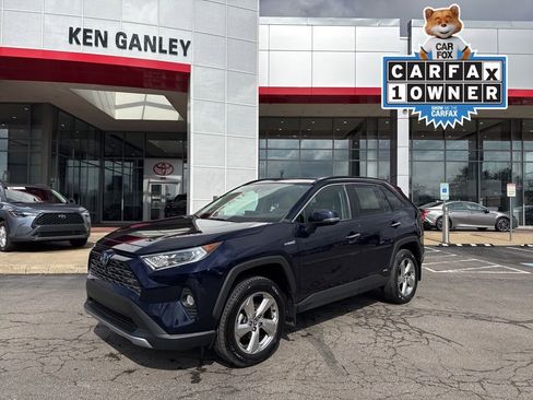 Used 2020 Toyota RAV4 Limited image 1