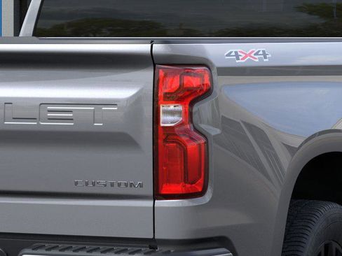 New 2026 Chevrolet Silverado 1500 Custom AWD/4WD image 11