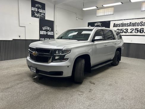 Used 2015 Chevrolet Tahoe 4WD image 3