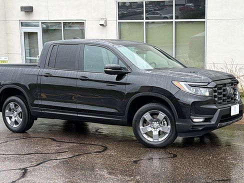 Certified 2025 Honda Ridgeline TrailSport image 1