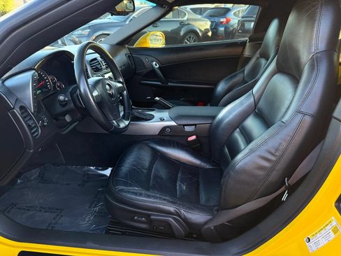 Used 2006 Chevrolet Corvette Convertible w/ Preferred Equipment Group RWD image 15