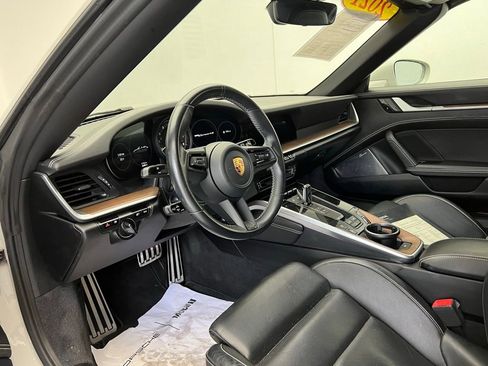 Certified 2021 Porsche 911 Carrera S RWD image 4