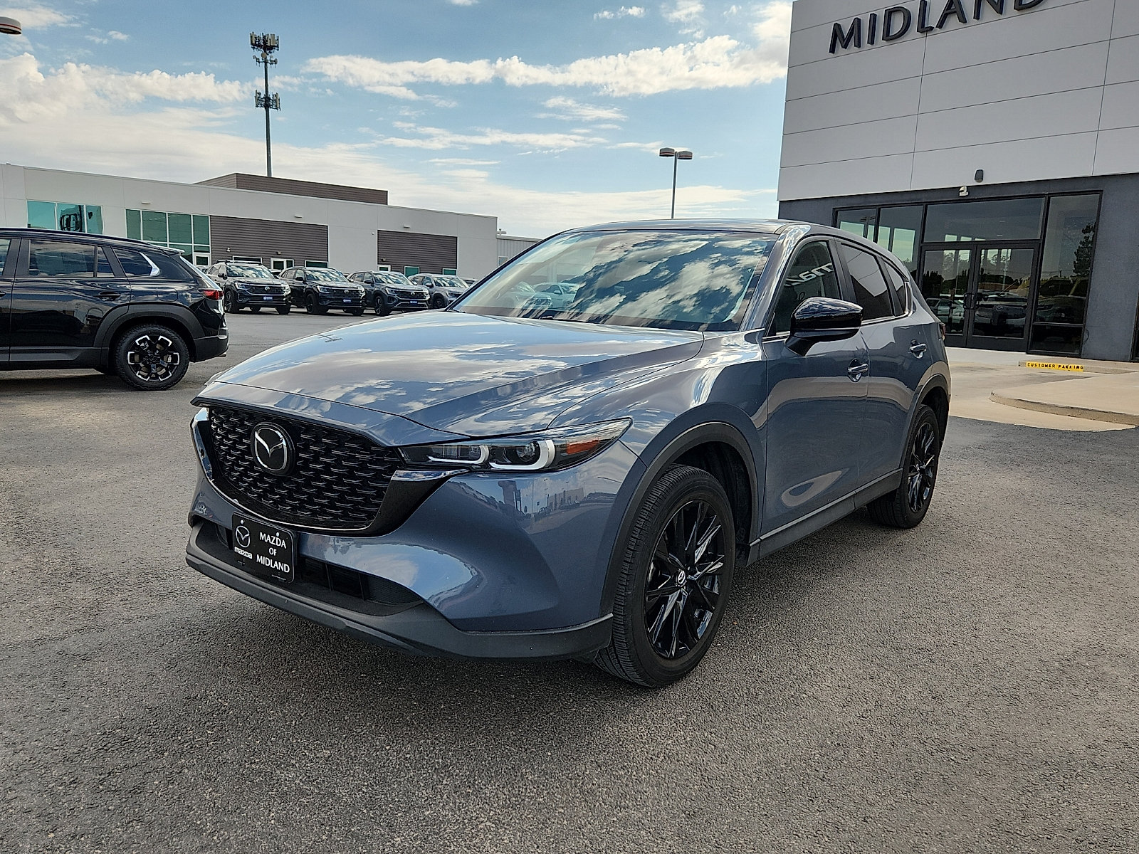 Used 2025 MAZDA CX-5 Carbon Edition AWD/4WD image 2